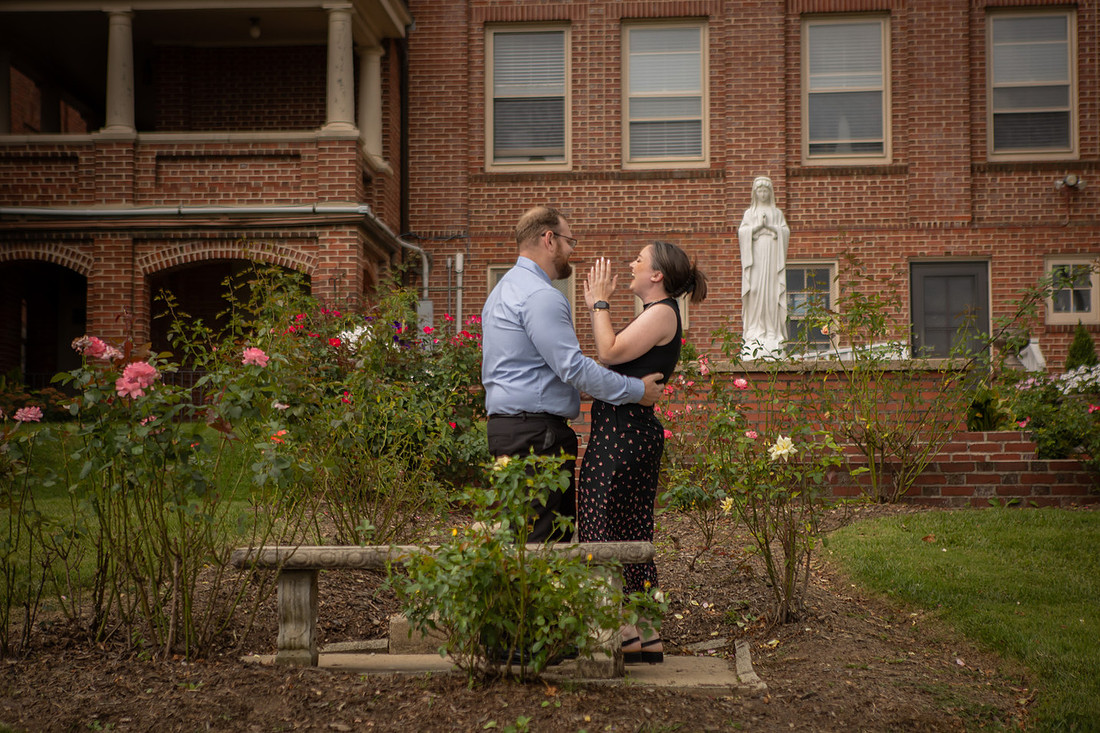 Proposal behind the Basilica St. Lawrence in Asheville in the Marian Garden
