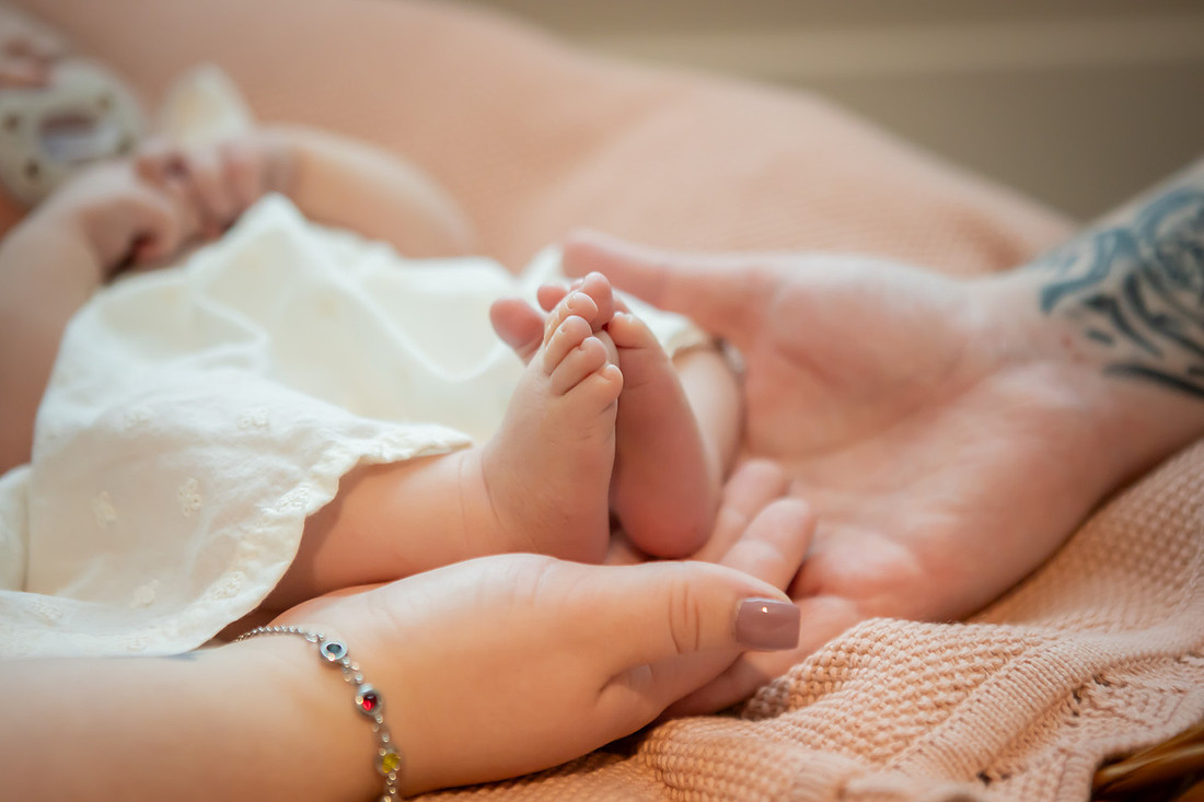 Family Photos with Newborn Baby in Home | Asheville Photographer
