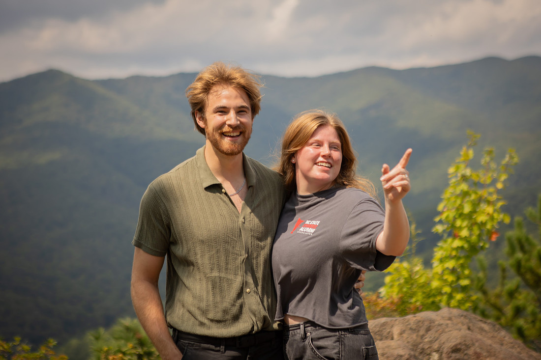 Getting Engaged in the Mountains of NC on a Hike | Nature Proposal Photographer