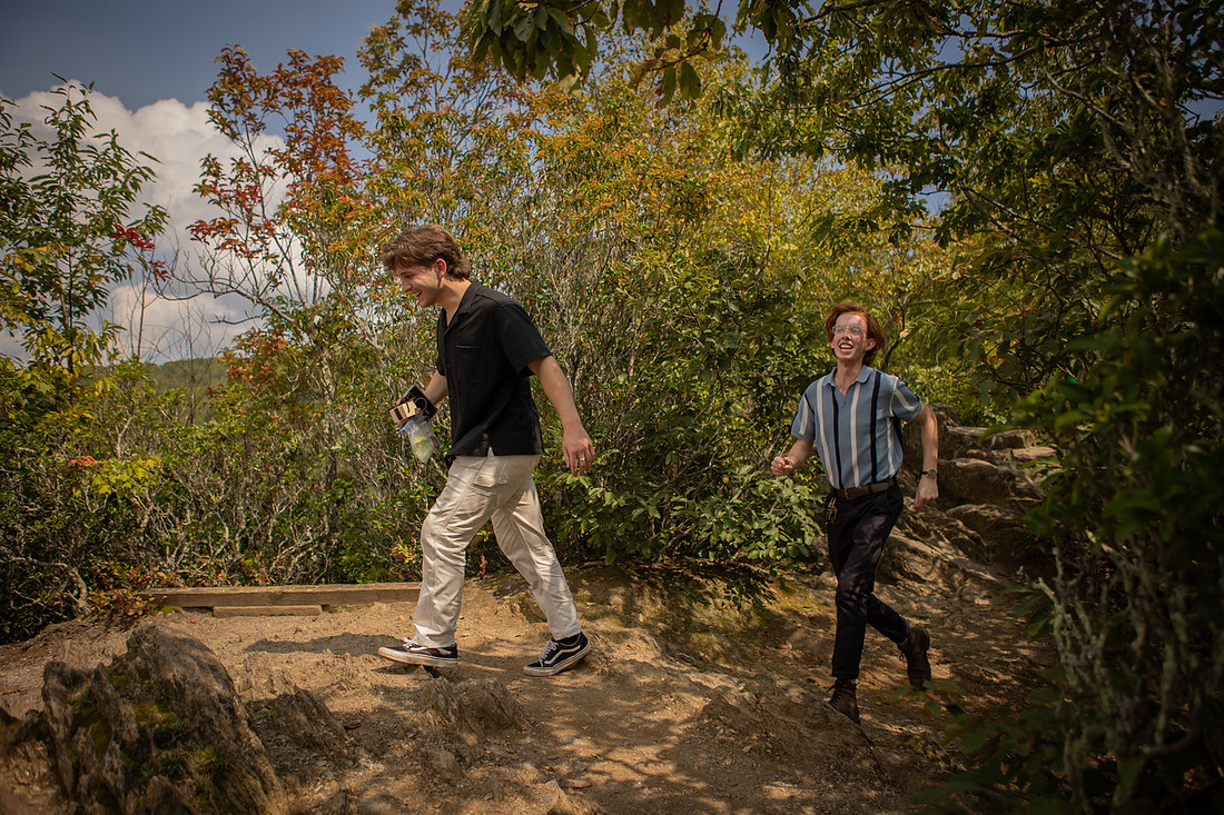 Getting Engaged in the Mountains of NC on a Hike | Nature Proposal Photographer