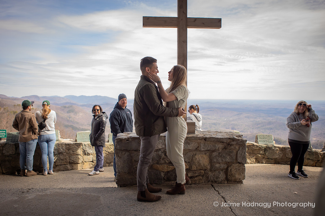 Surprise Proposal at Pretty Place with Professional Photographer