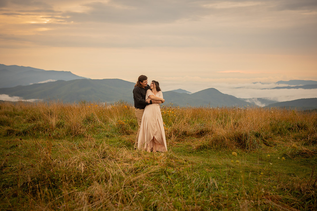 Hiking Engagement Photoshoot with Mountain View | Western North Carolina Photographer