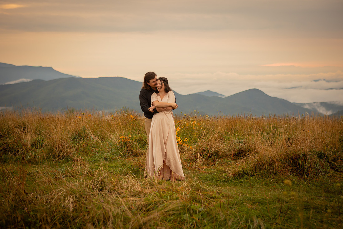Hiking Engagement Photoshoot with Mountain View | Western North Carolina Photographer