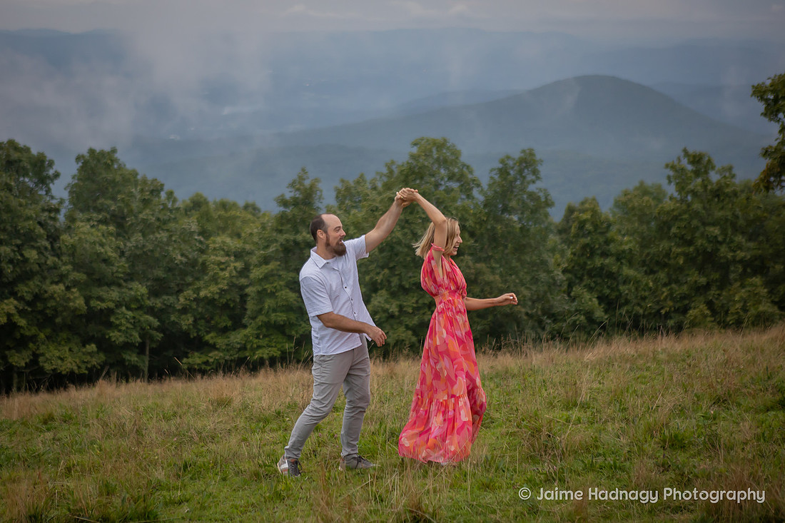 Fun Family Photos in The Mountains | WNC Asheville Photographer
