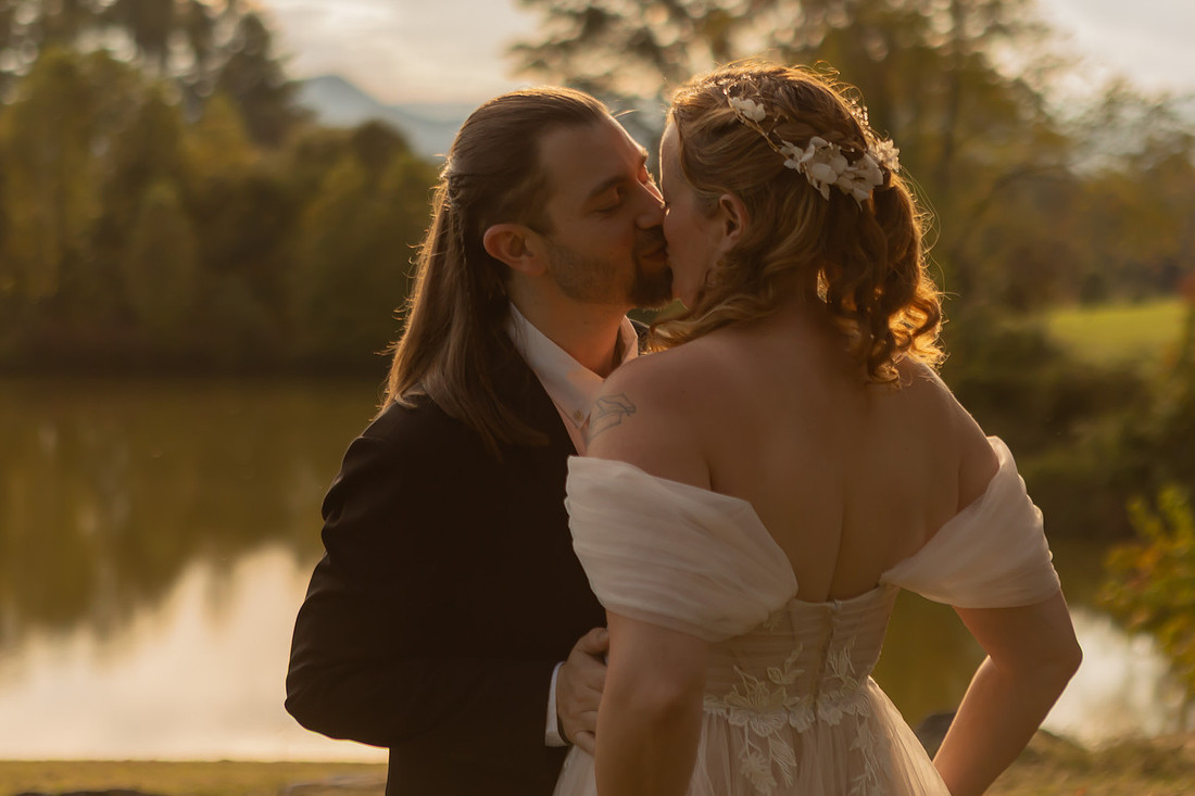 Innisfree Farm Wedding Photography | Asheville Wedding Photographers 