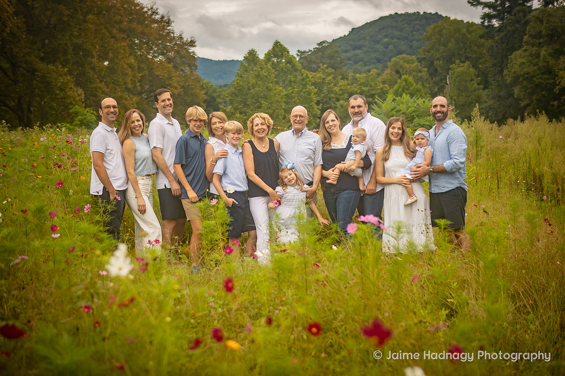 Extended Family Photo | Asheville Photographer