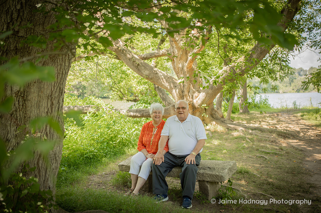 Couples Photos and Family Photos in Asheville Photographer