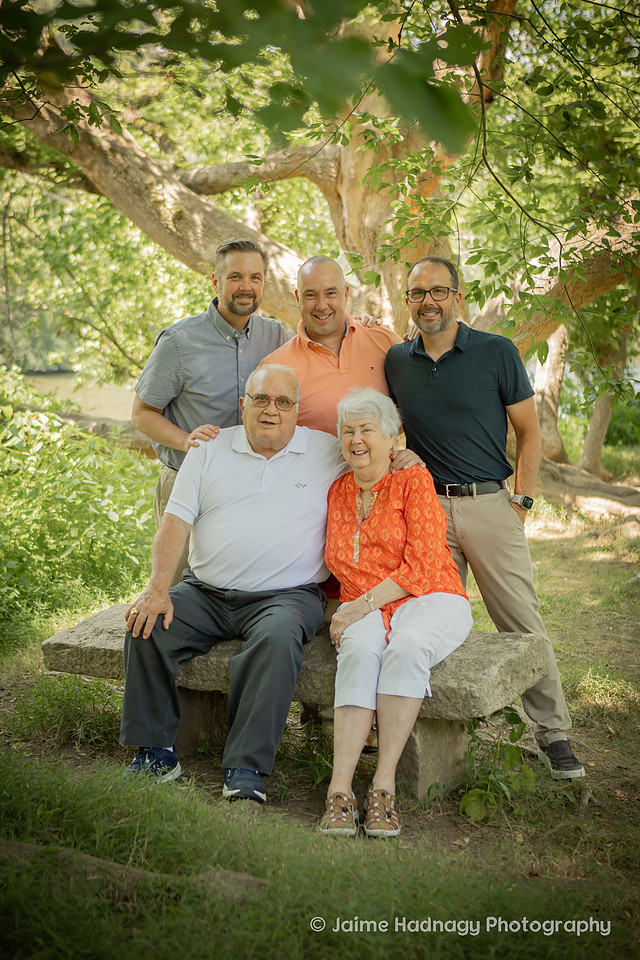 Family Photos to Celebrate 60th Anniversary in Asheville