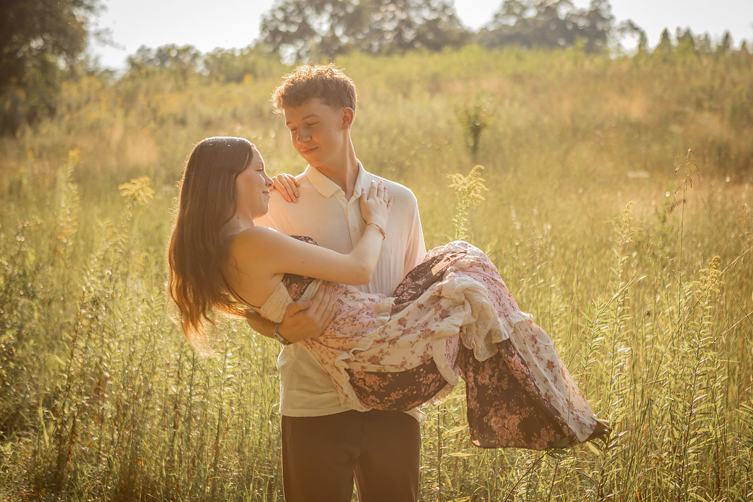 Playful Outdoor Couples Photos at Clemson Botanical Gardens | SC Photographer