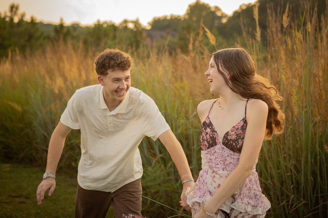 Beautiful Outdoor Couples Photos