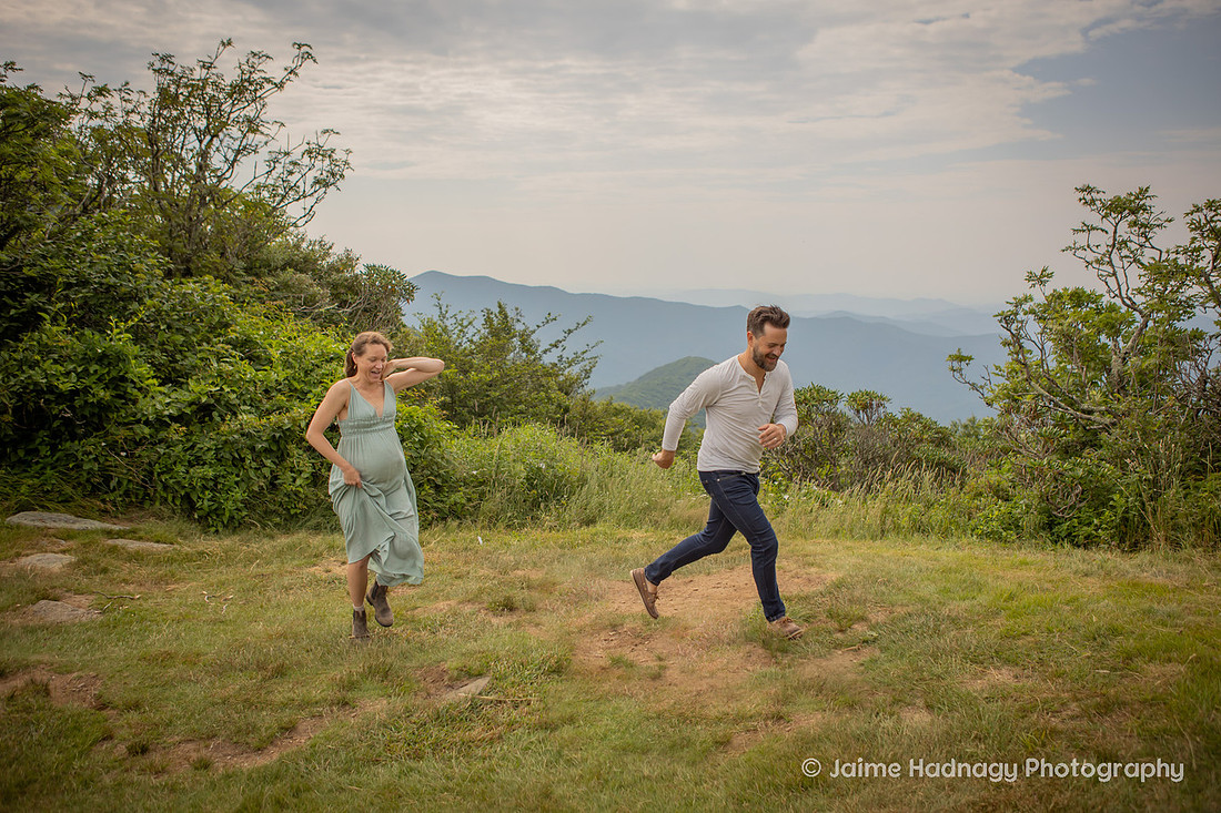 Hiking Maternity Photo Session on the Blue Ridge Parkway Near Asheville