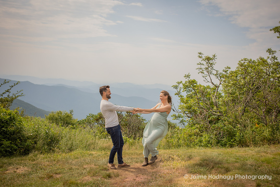 Mountain Maternity Photography Session