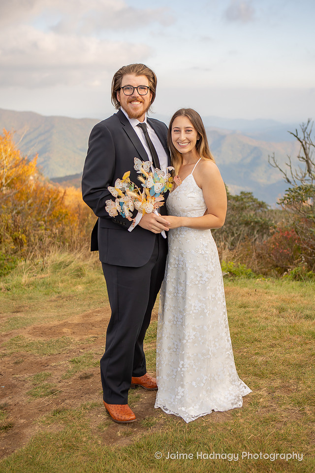 Wedding Portraits in the mountains of NC | Asheville Elopement Photographer