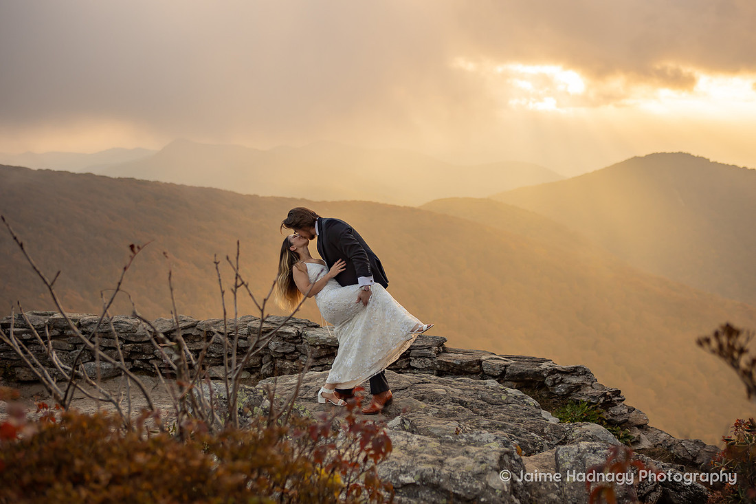 Mountain Wedding Photos | Asheville Elopement Photographer | Hiking Bride