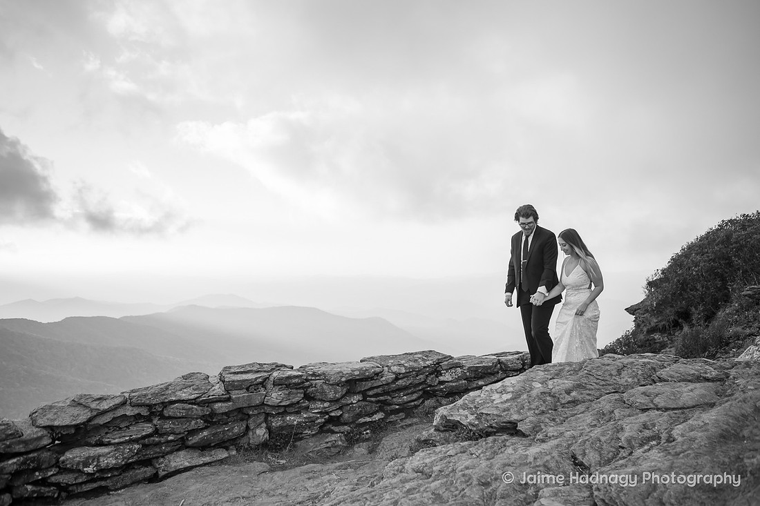 Mountain Wedding Photos | Asheville Elopement Photographer | Hiking Bride