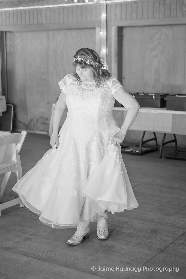 Wedding Reception Photos at Springmaid Mountain Spruce Pine | WNC Elopement Photographer