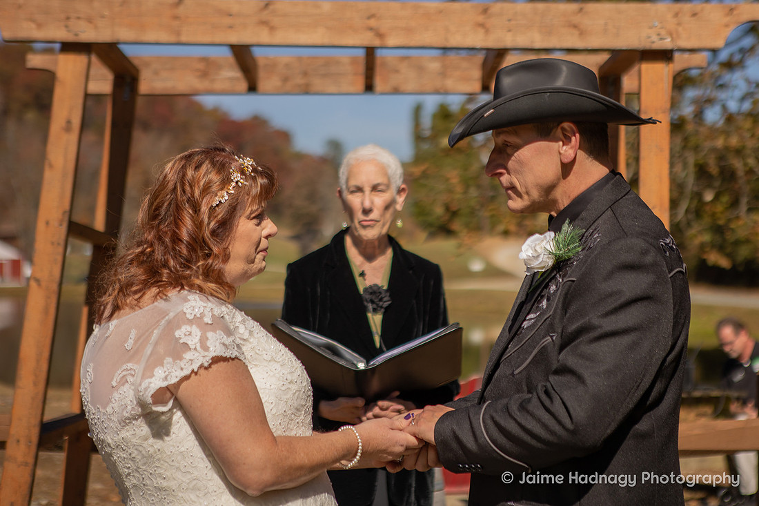 Wedding at Springmaid Mountain in Spruce Pine | NC Elopement Photogapher