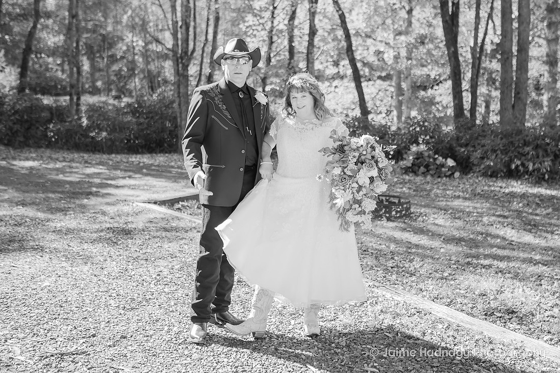 Small Outdoor Wedding at Springmaid Mountain | Asheville Photographer