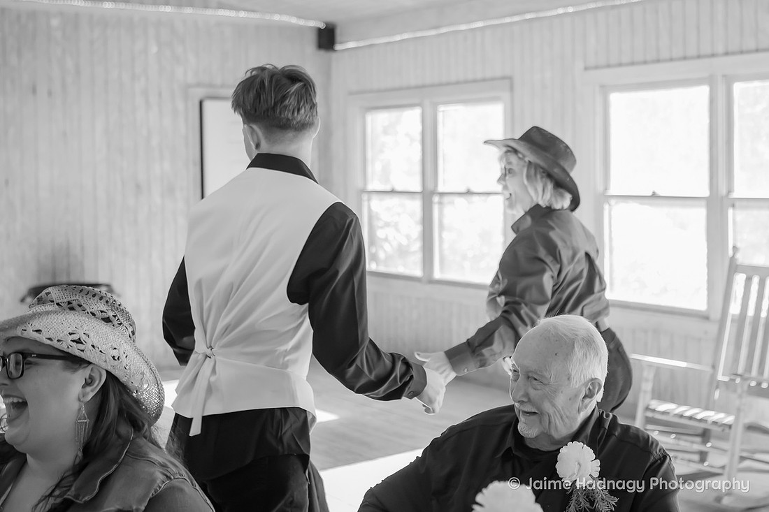 Wedding Reception Photos at Springmaid Mountain Spruce Pine | WNC Elopement Photographer