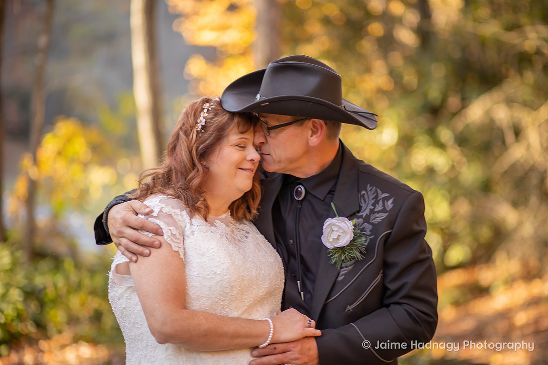 Country Western Wedding | North Carolina Photographer