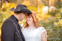 Linda & Greg: Country Western Theme Wedding