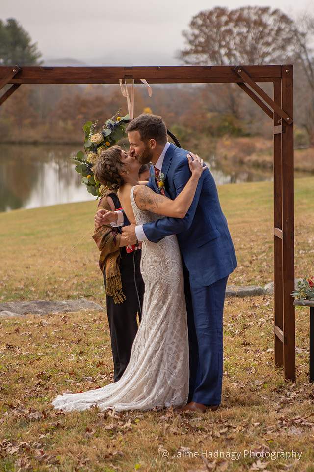 Wedding Ceremony Photos Outdoors in Nature | Hendersonville Photographer