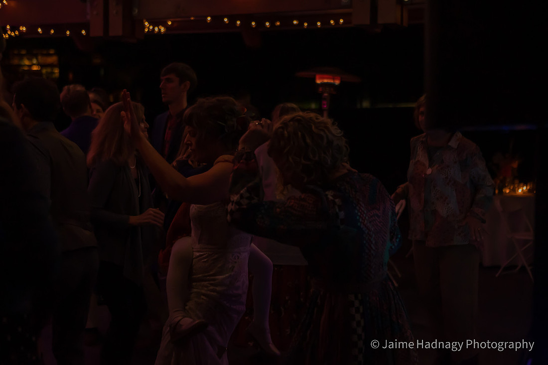 Indoor Outdoor Wedding Reception Photos at Innisfree Farm Hendersonville | Asheville Photographer
