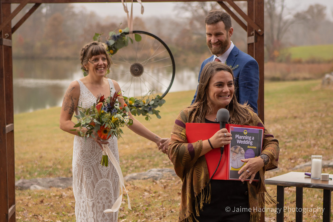 Photos of Outdoor Wedding by a lake at Innisfree Farm in Hendersonville | Asheville Photogrpher