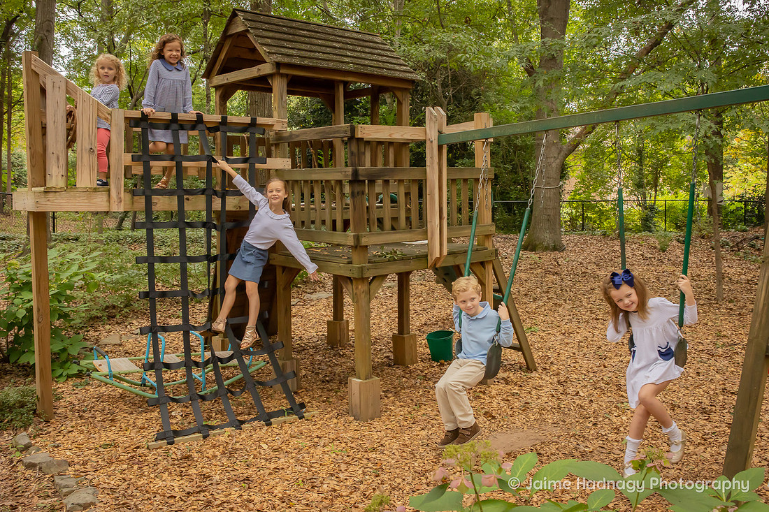 Extended Family Photoshoot with little kids | Asheville Photographer