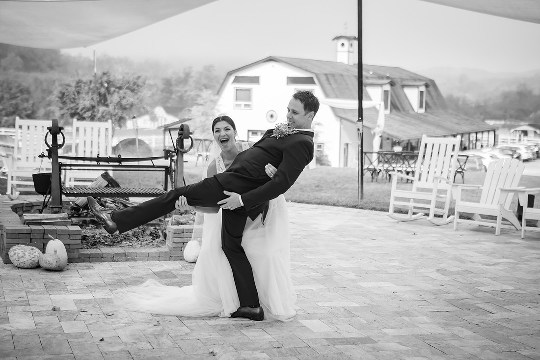 Wedding Day Photogapher Hendersonville NC