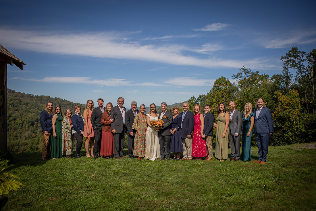 Professional Wedding Photos in the Asheville Area Western NC Photographer