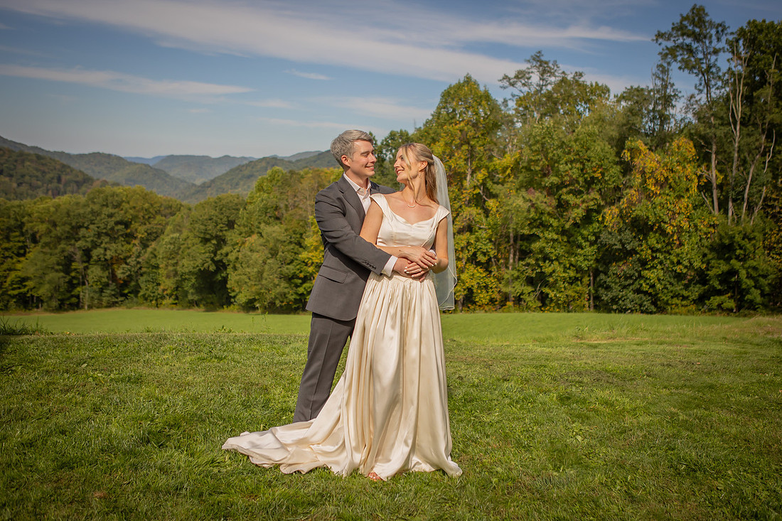 Bride and Groom Portraits | Bridal Portraits | Asheville Wedding Photographer