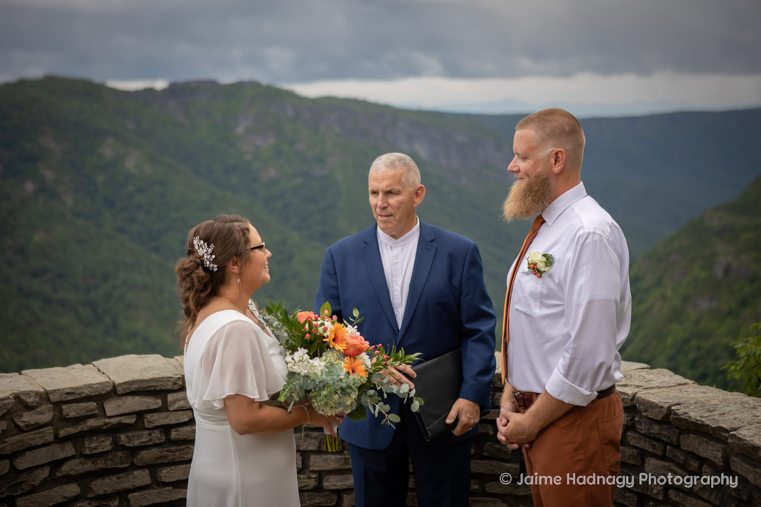 Wedding at Wiseman's View in Linville NC | Asheville Elopement Photographer