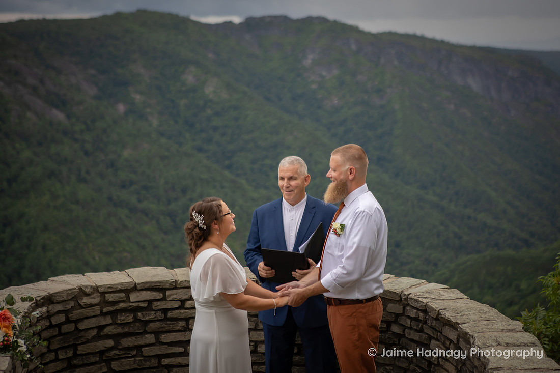 Wedding at Wiseman's View in Linville NC | Asheville Elopement Photographer