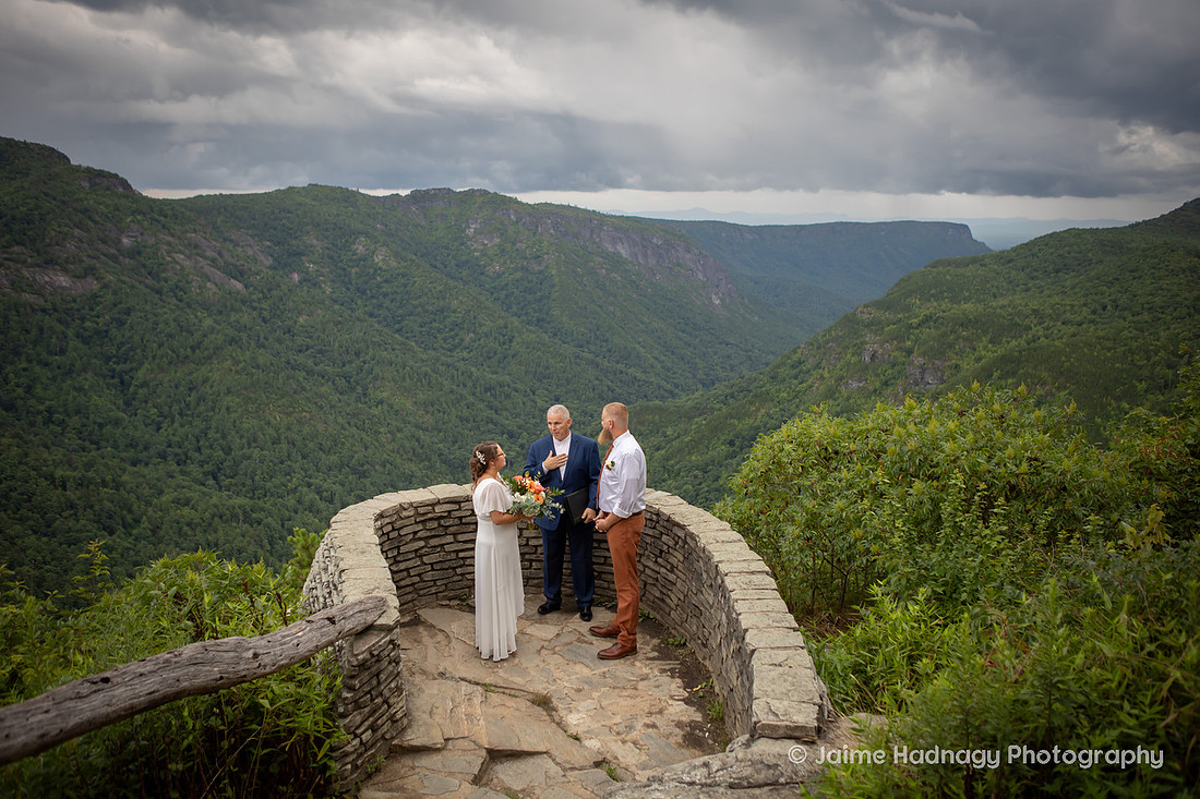 Wedding at Wiseman's View in Linville NC | Asheville Elopement Photographer