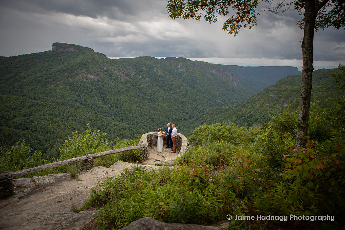 Wedding at Wiseman's View in Linville NC | Asheville Elopement Photographer