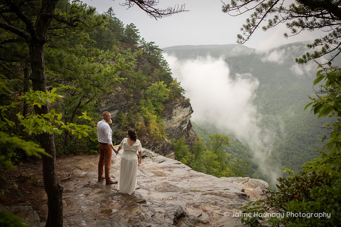 Elopement Photography in Linville NC at Wiseman's View