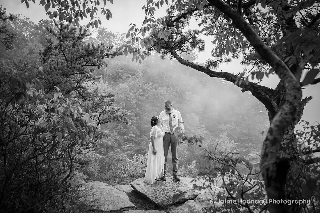 Elopement Photography in Linville NC at Wiseman's View
