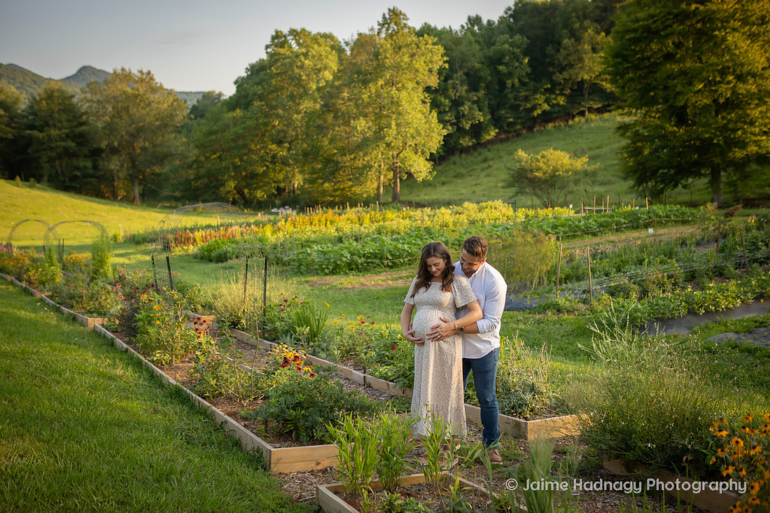 Maternity Photography Session at Flower Farm in Western North Carolina | Asheville Family Photographer
