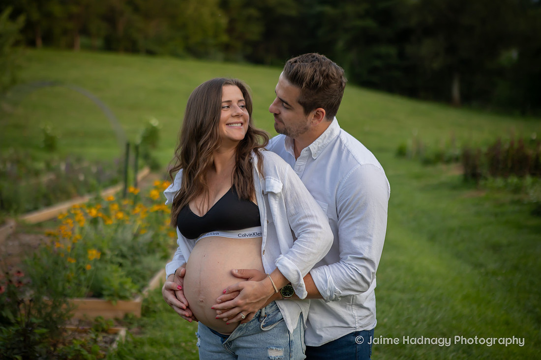 Maternity Photography Session at Flower Farm in Western North Carolina | Asheville Family Photographer