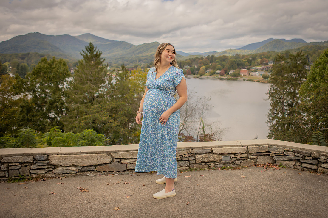 Maternity Photography with Dogs in Western NC