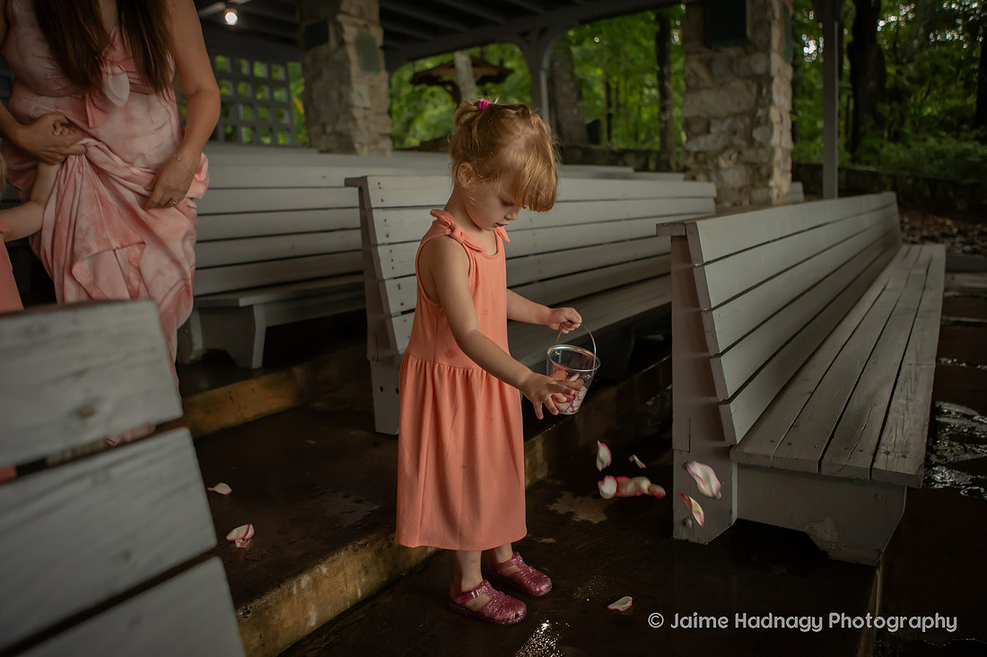 Rainy Day Wedding Photos at Pretty Place