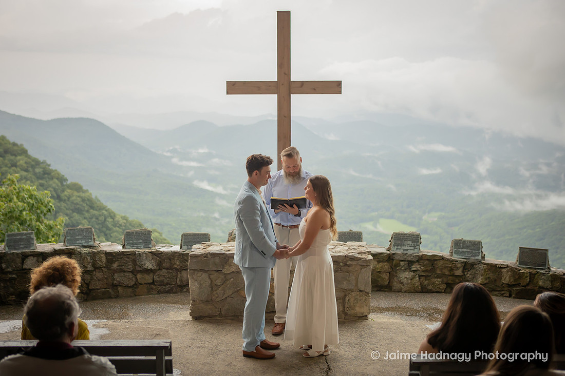 Beautiful Wedding at Pretty Place