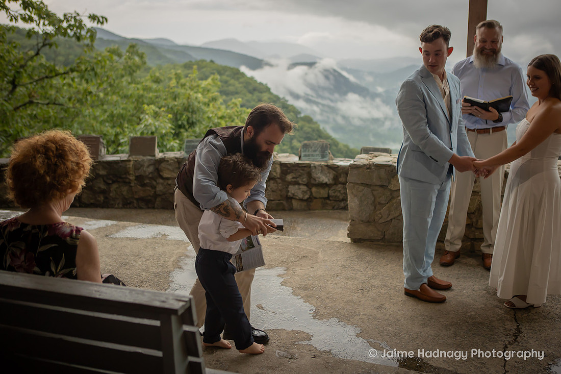 Destination Travel Wedding Photographer at Pretty Place in CLeveland SC