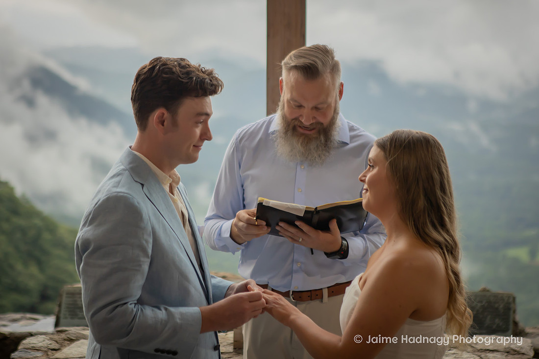 Destination Travel Wedding Photographer at Pretty Place in CLeveland SC