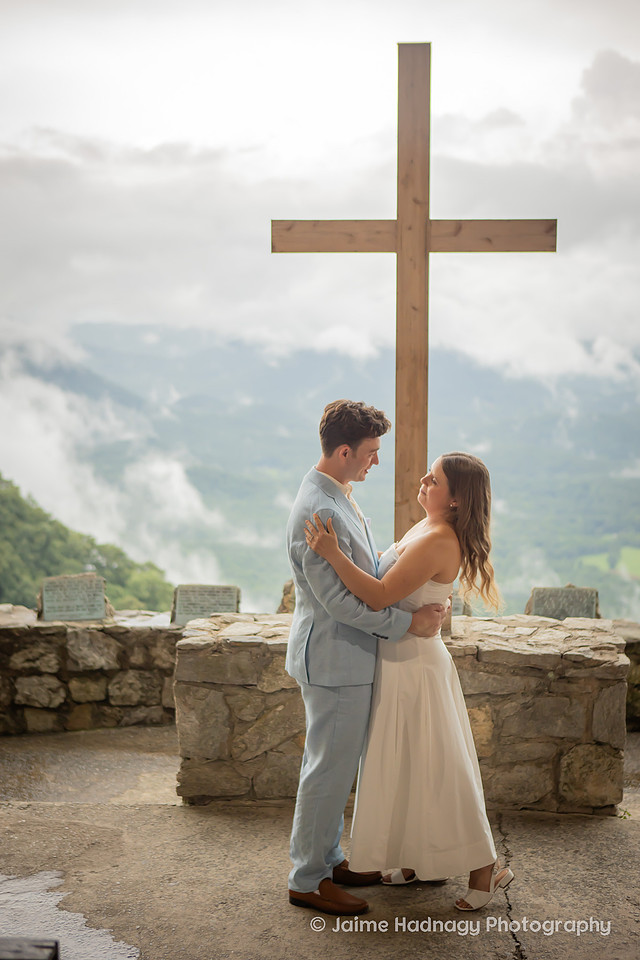 Destination Travel Wedding Photographer at Pretty Place in CLeveland SC