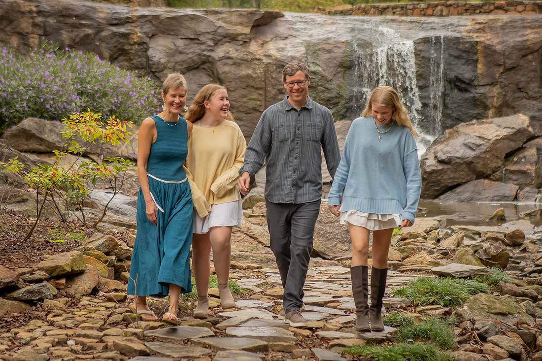 Family Photoshoot at Rock Quarry Garden in Greenville SC | Photographer