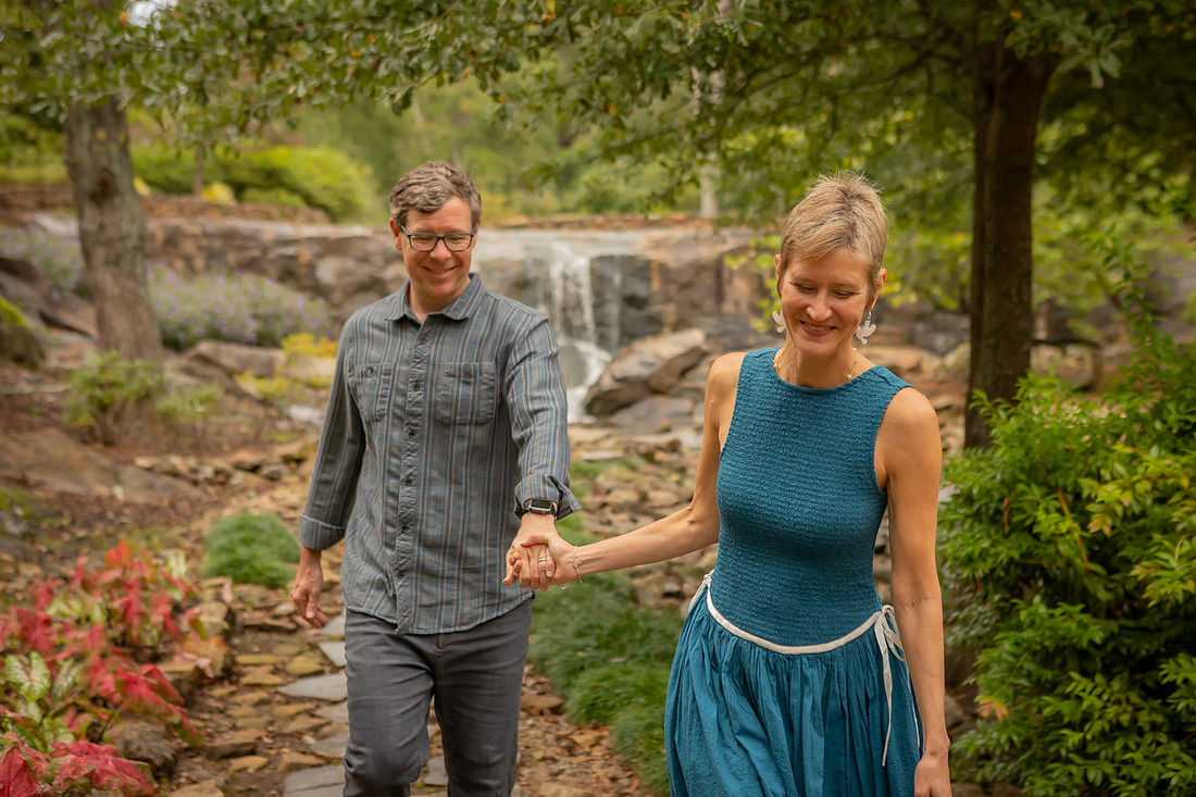 Family Photoshoot at Rock Quarry Garden in Greenville SC | Photographer