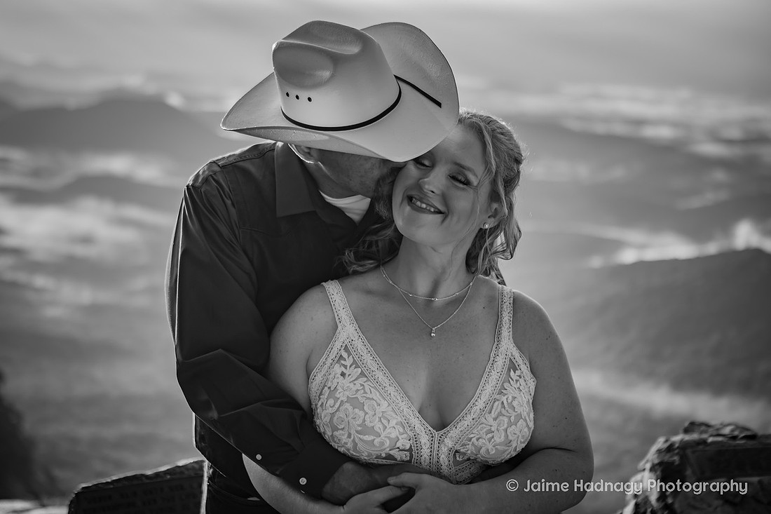 Asheville Micro Wedding Photographer