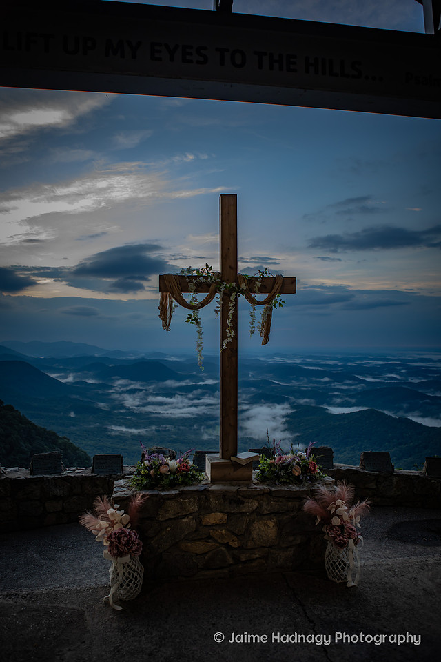 Wedding Before SUnrise at Pretty Place